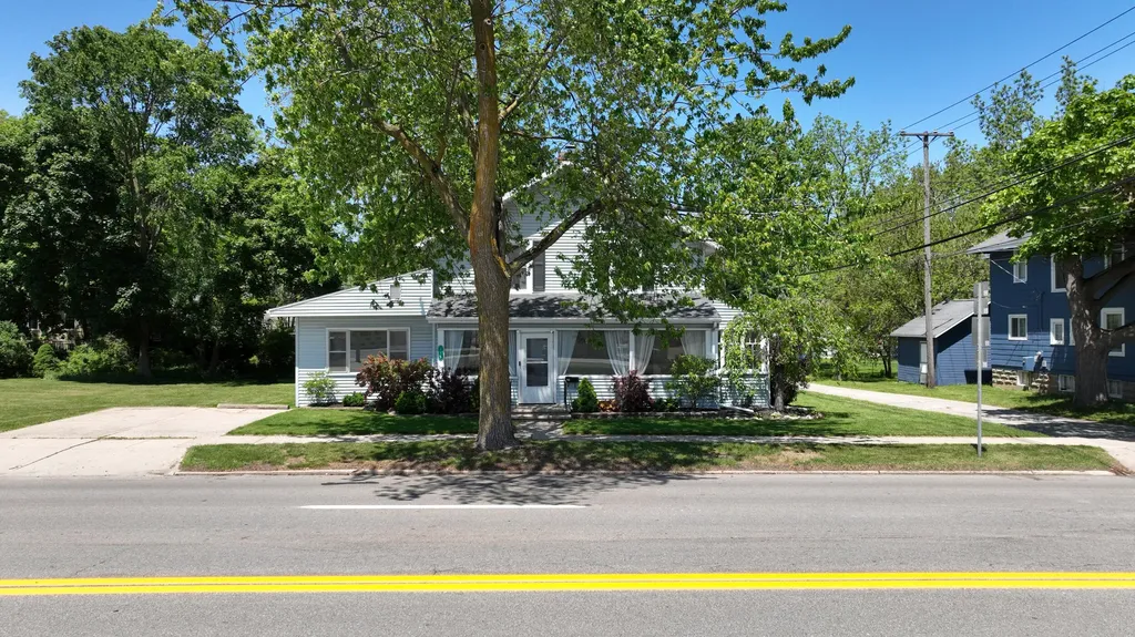 115 E Emerson Street Ithaca City MI 48847
