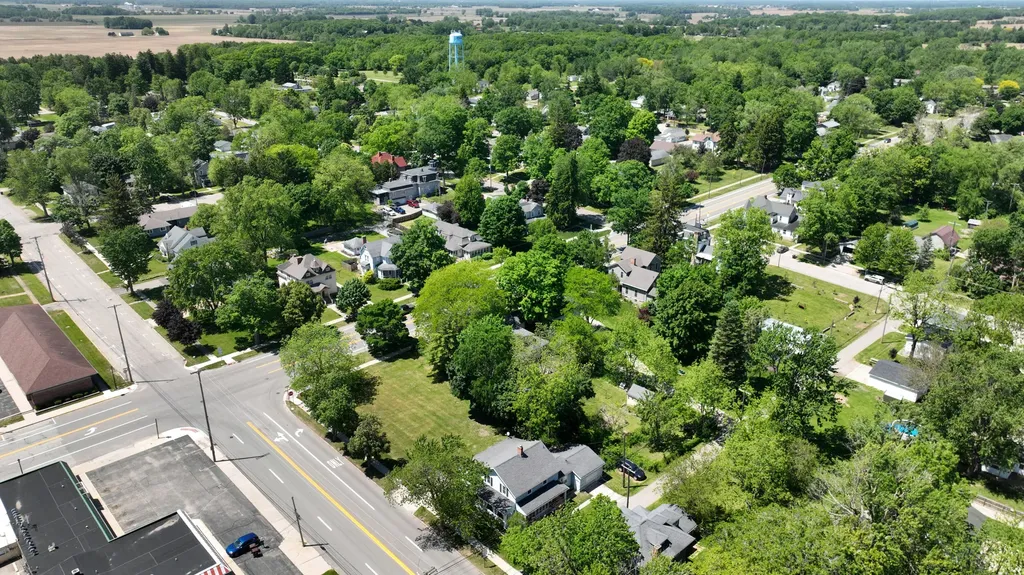 115 E Emerson Street Ithaca City MI 48847