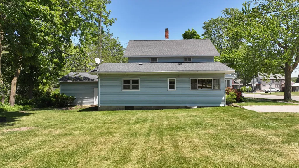 115 E Emerson Street Ithaca City MI 48847