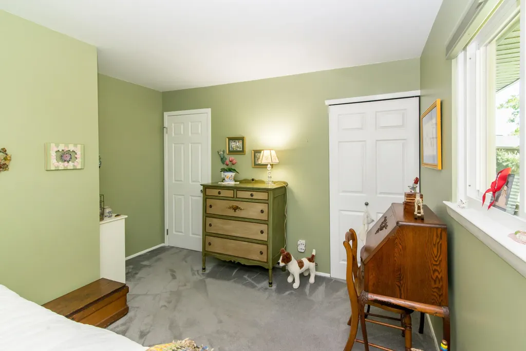 732 Calder Court Saline City MI 48176