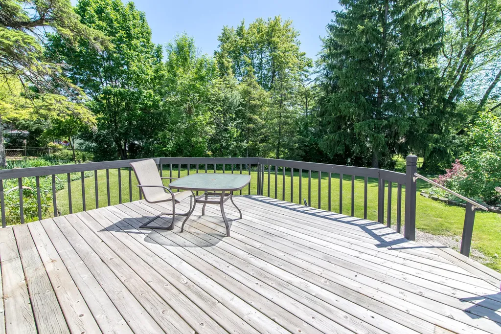 732 Calder Court Saline City MI 48176