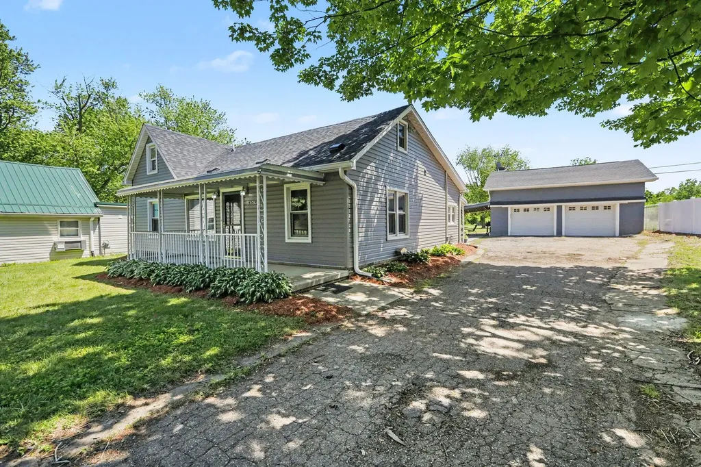 28269 Goddard Road Romulus City MI 48174