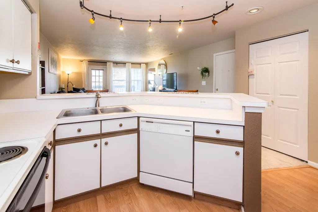 1287 Millbrook Trail Pittsfield Charter Township MI 48108