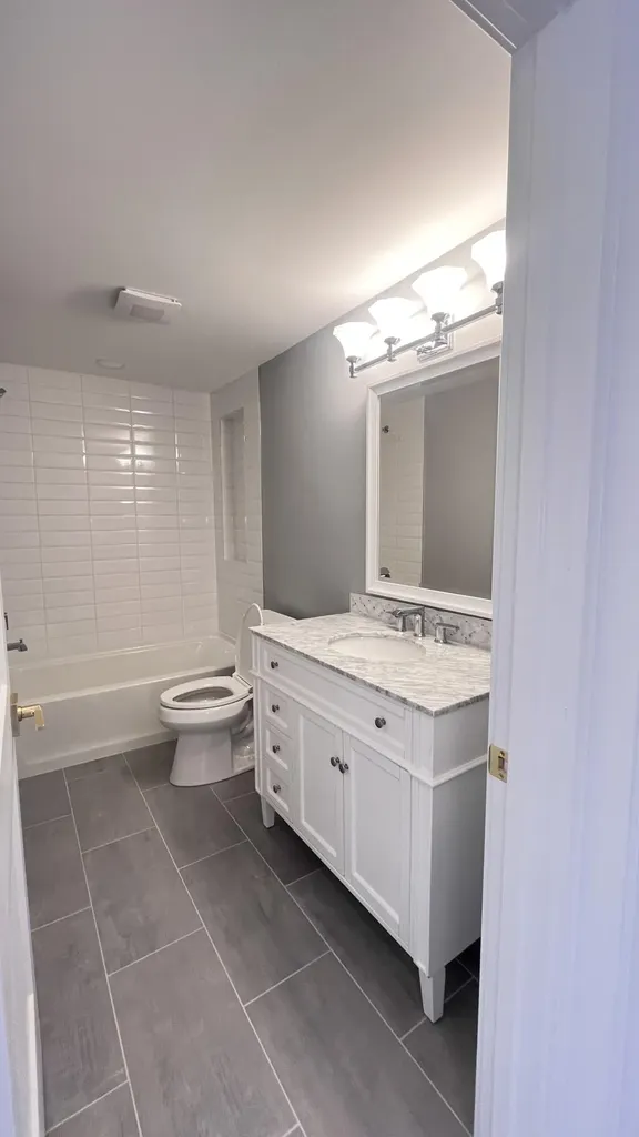1054 Bristol Court Northville City MI 48167