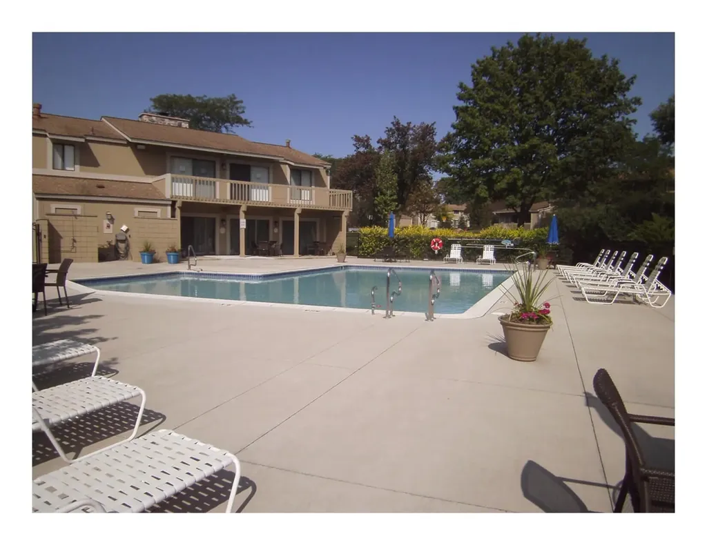1054 Bristol Court Northville City MI 48167