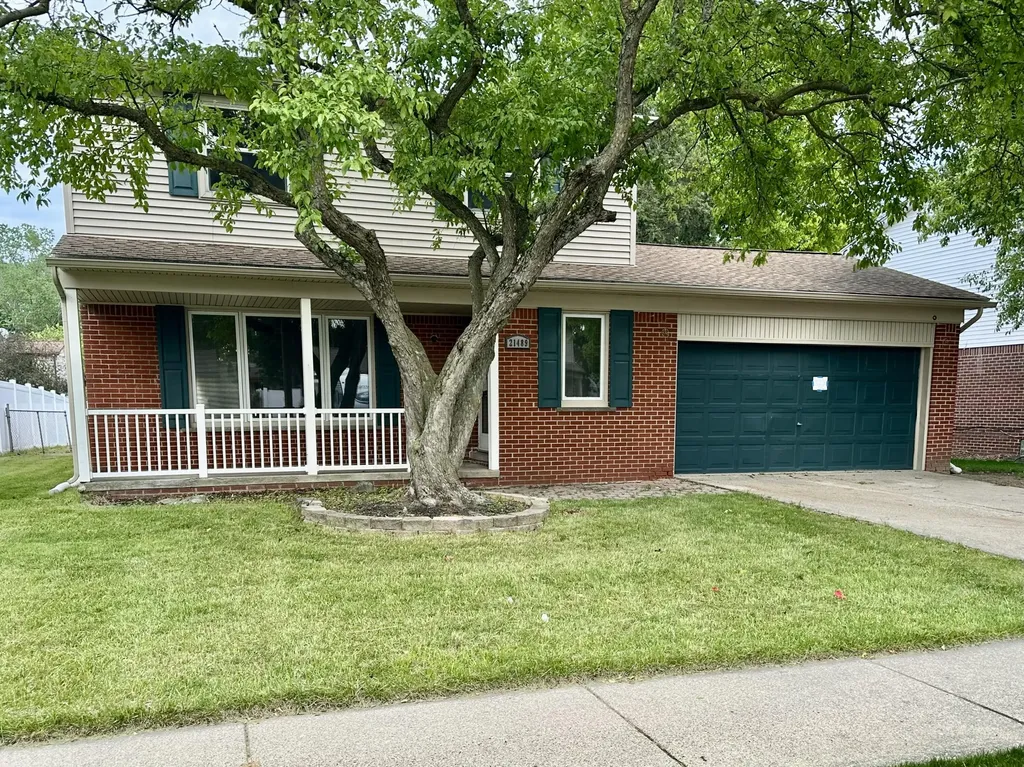 21489 Danbury Street Woodhaven City MI 48183