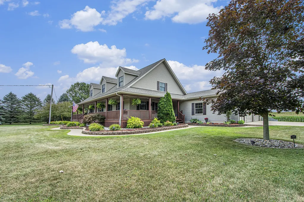 12815 E Michigan Avenue Grass Lake Charter Township MI 49240