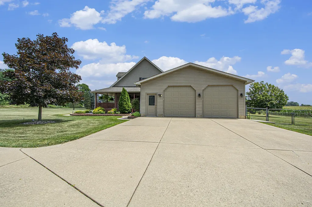 12815 E Michigan Avenue Grass Lake Charter Township MI 49240