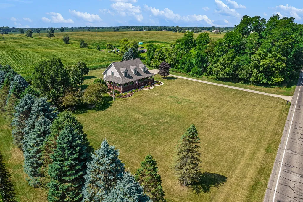 12815 E Michigan Avenue Grass Lake Charter Township MI 49240