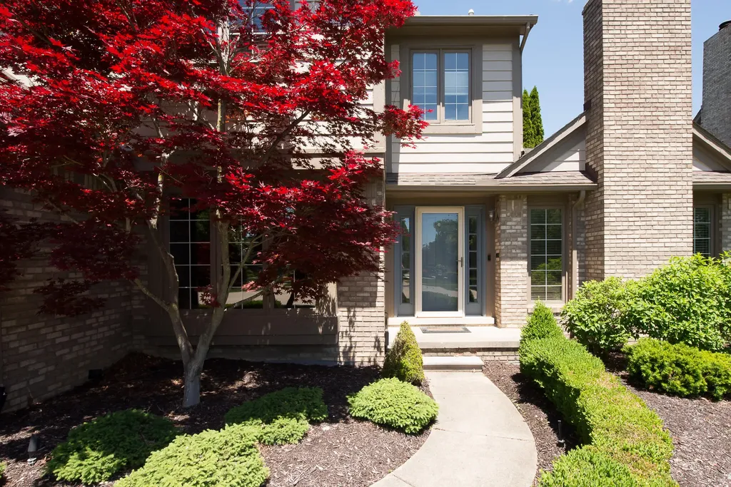 45432 White Pines Drive Novi City MI 48374