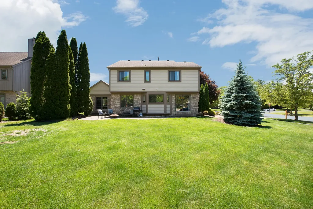 45432 White Pines Drive Novi City MI 48374