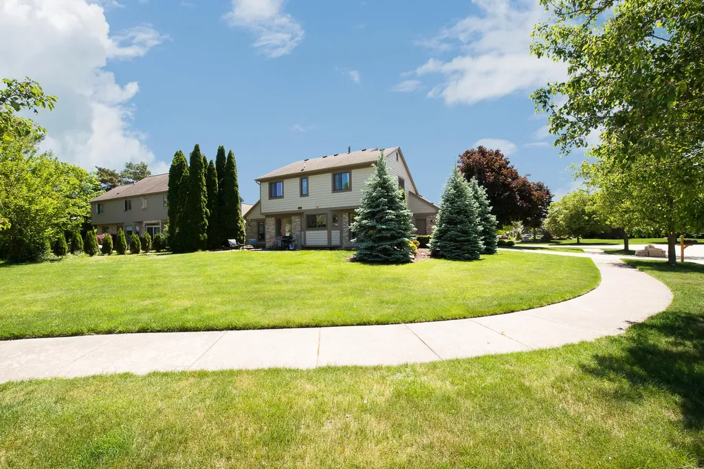 45432 White Pines Drive Novi City MI 48374