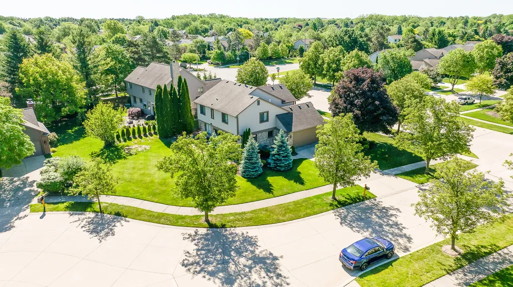 45432 White Pines Drive Novi City MI 48374