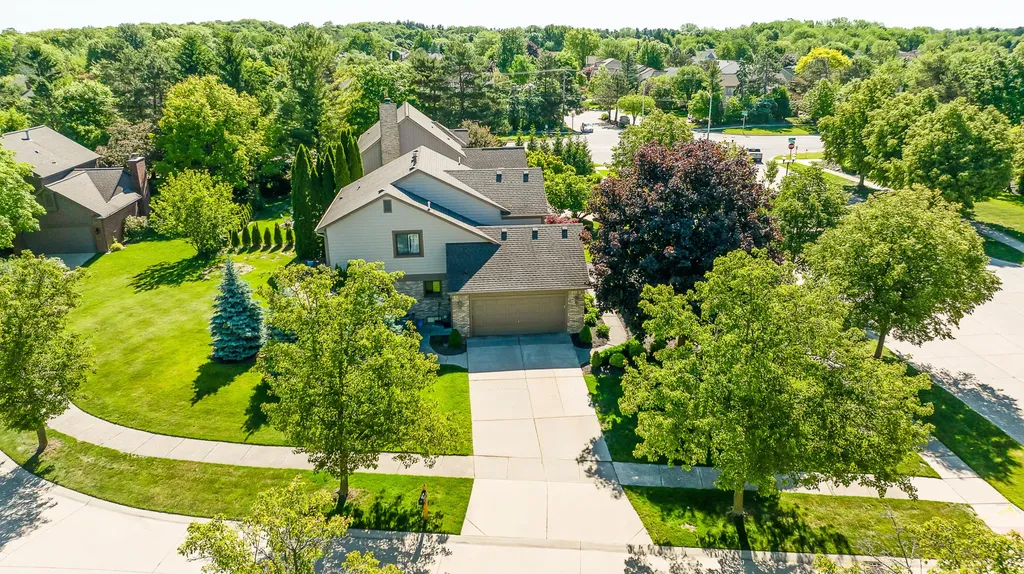 45432 White Pines Drive Novi City MI 48374