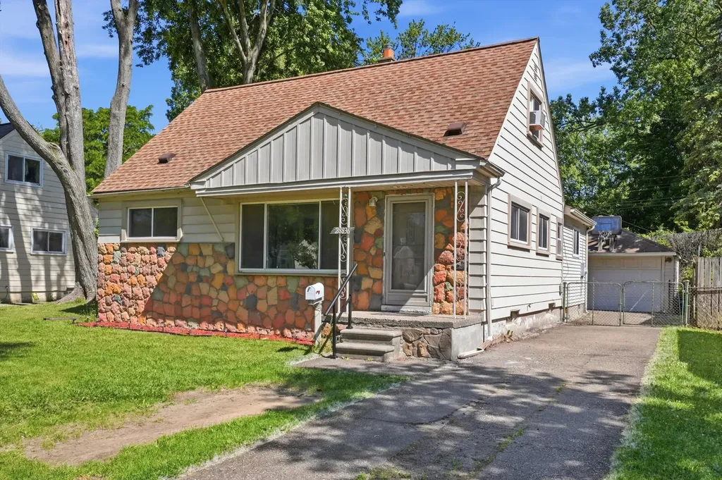 28836 Marquette Street Garden City City MI 48135
