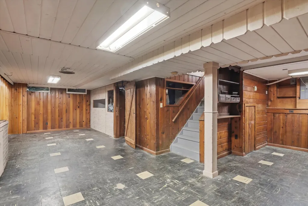 28836 Marquette Street Garden City City MI 48135