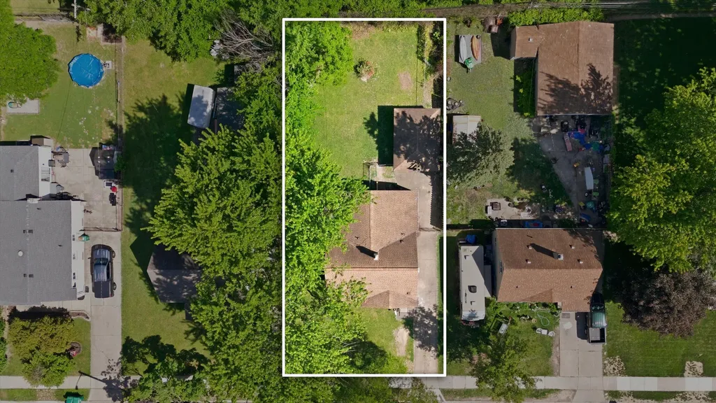 28836 Marquette Street Garden City City MI 48135