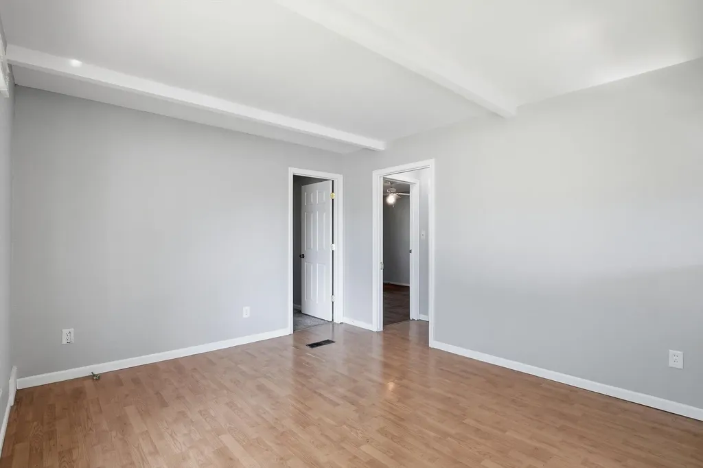 28836 Marquette Street Garden City City MI 48135