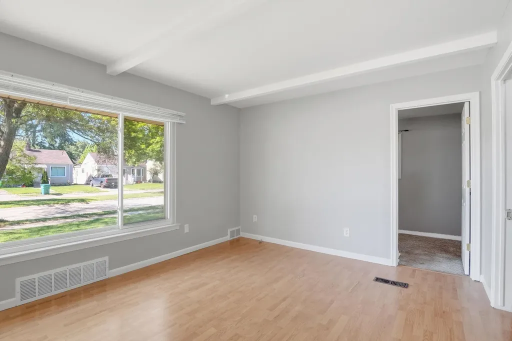 28836 Marquette Street Garden City City MI 48135