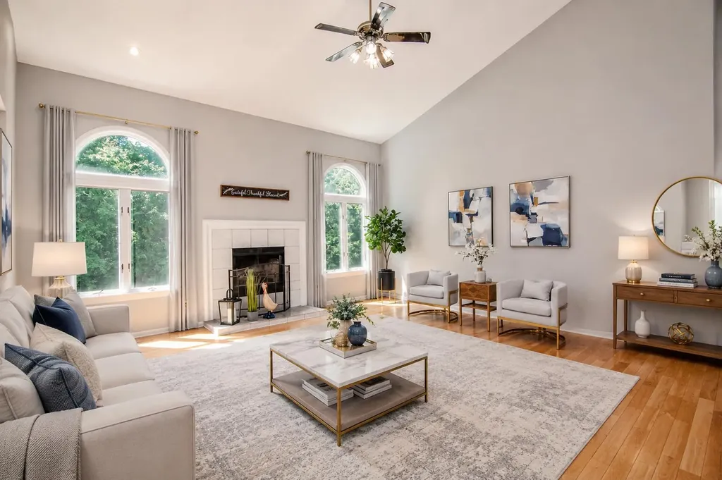 2402 Meadowridge Court Ann Arbor City MI 48105