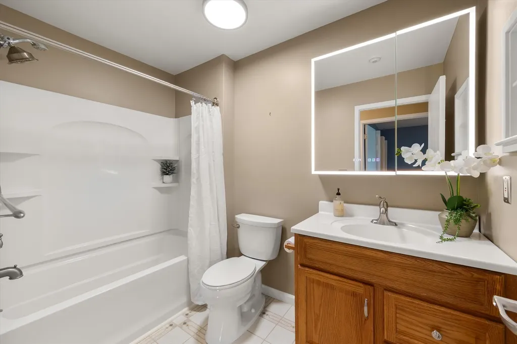41080 Northwind Drive Canton Charter Township MI 48188