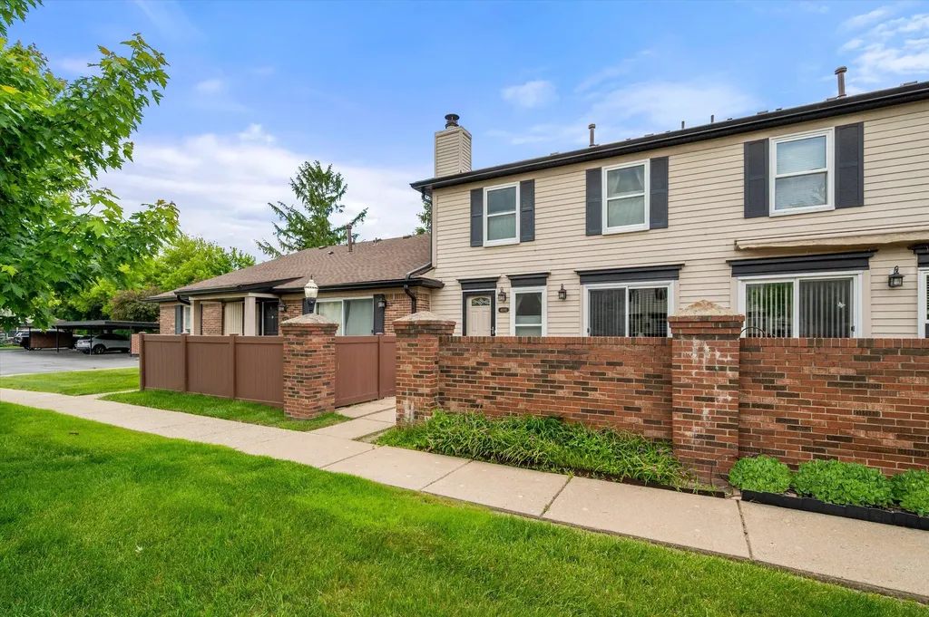 41080 Northwind Drive Canton Charter Township MI 48188