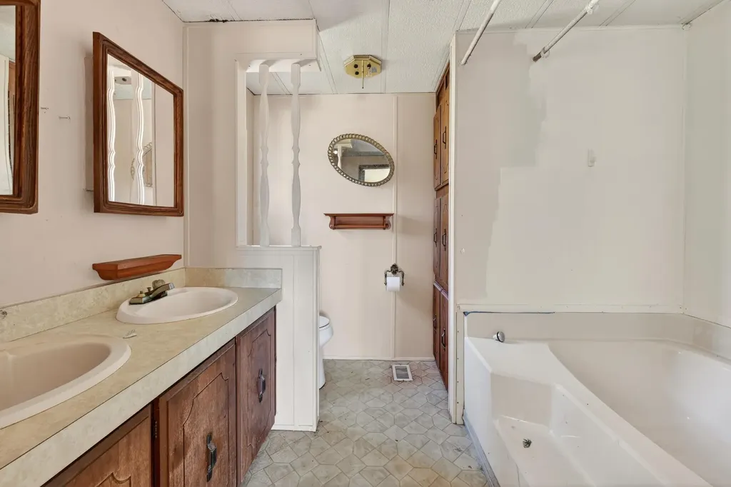 8054 N Gale Road Richfield Township MI 48463
