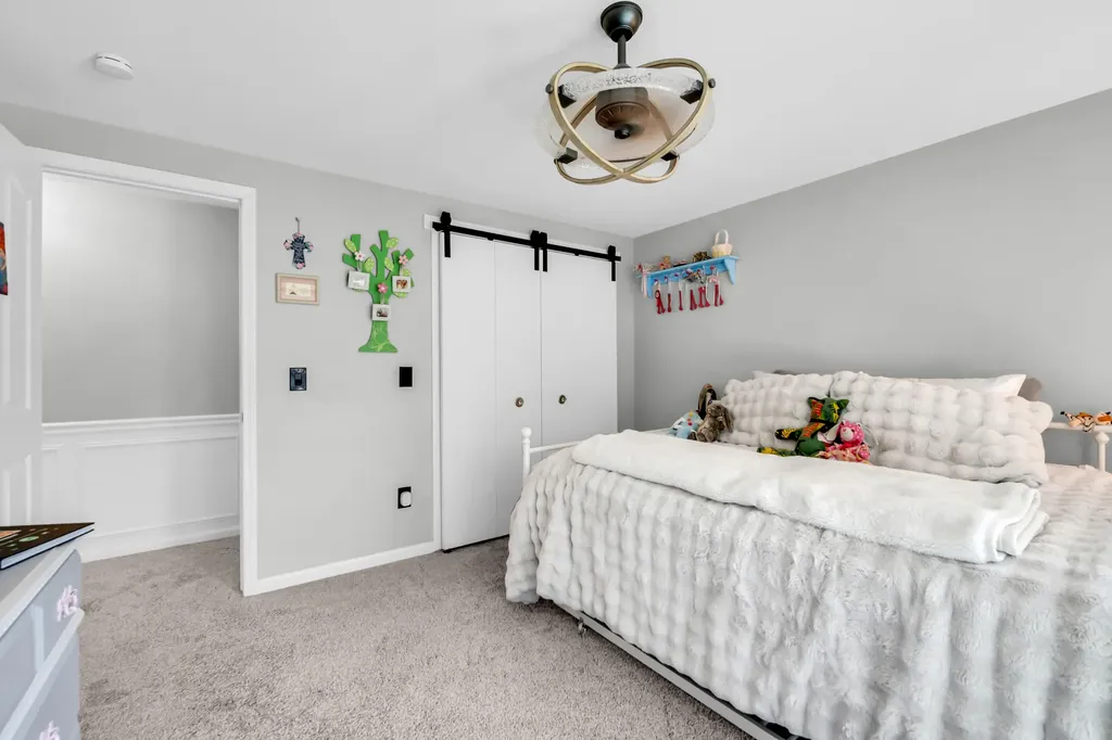 3394 Edmunton Drive Rochester Hills City MI 48306