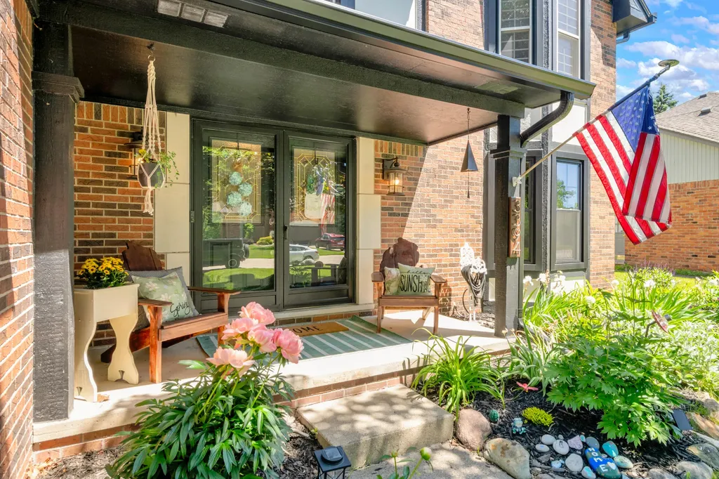 3394 Edmunton Drive Rochester Hills City MI 48306