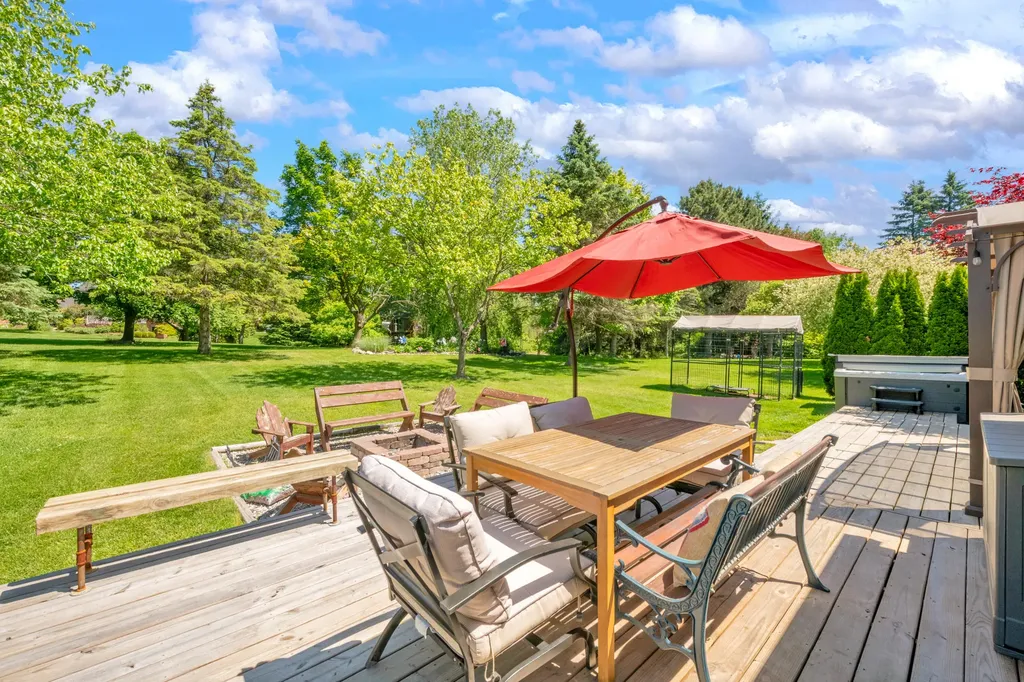 3394 Edmunton Drive Rochester Hills City MI 48306