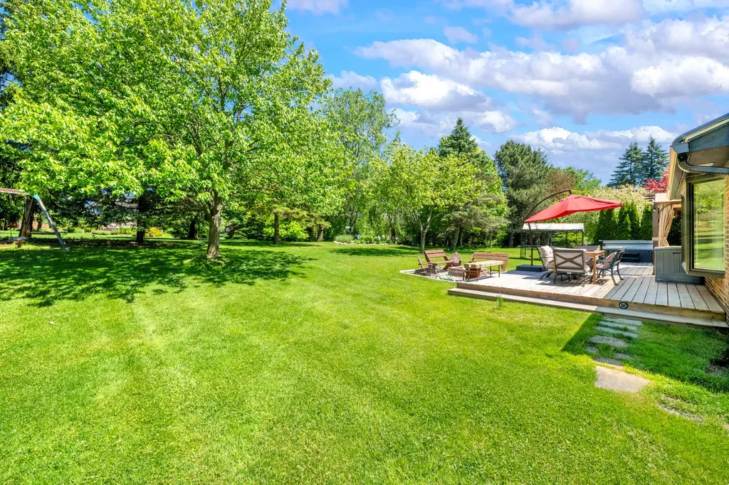 3394 Edmunton Drive Rochester Hills City MI 48306