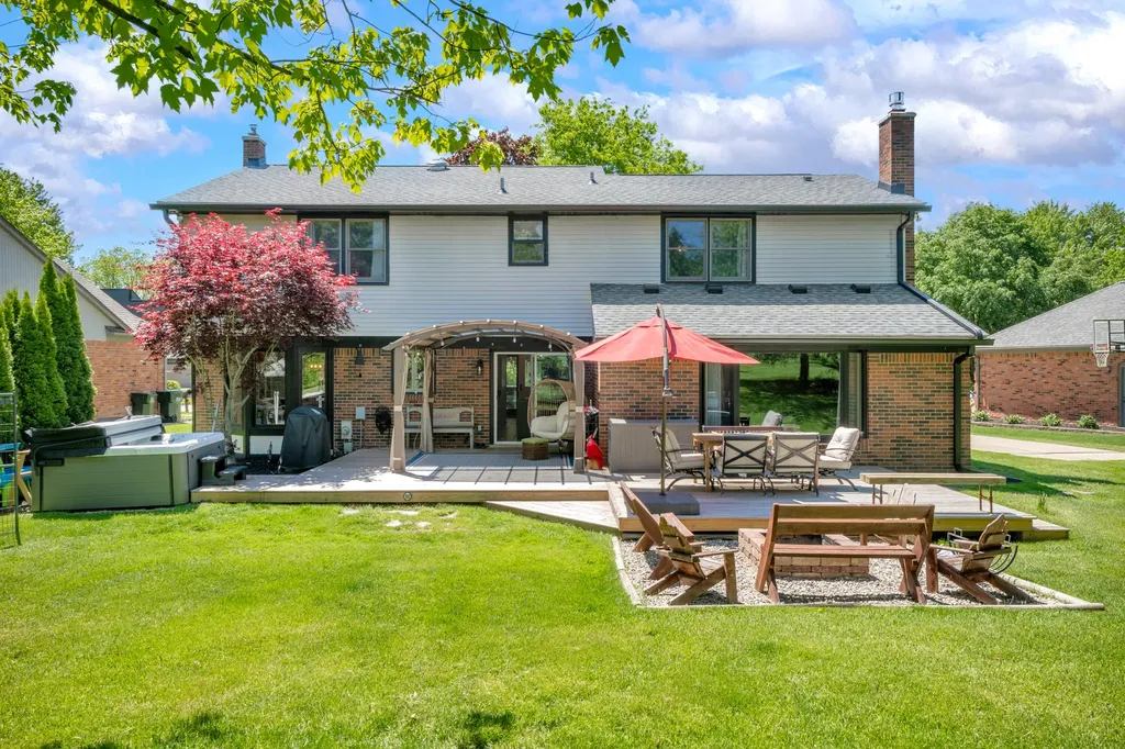 3394 Edmunton Drive Rochester Hills City MI 48306