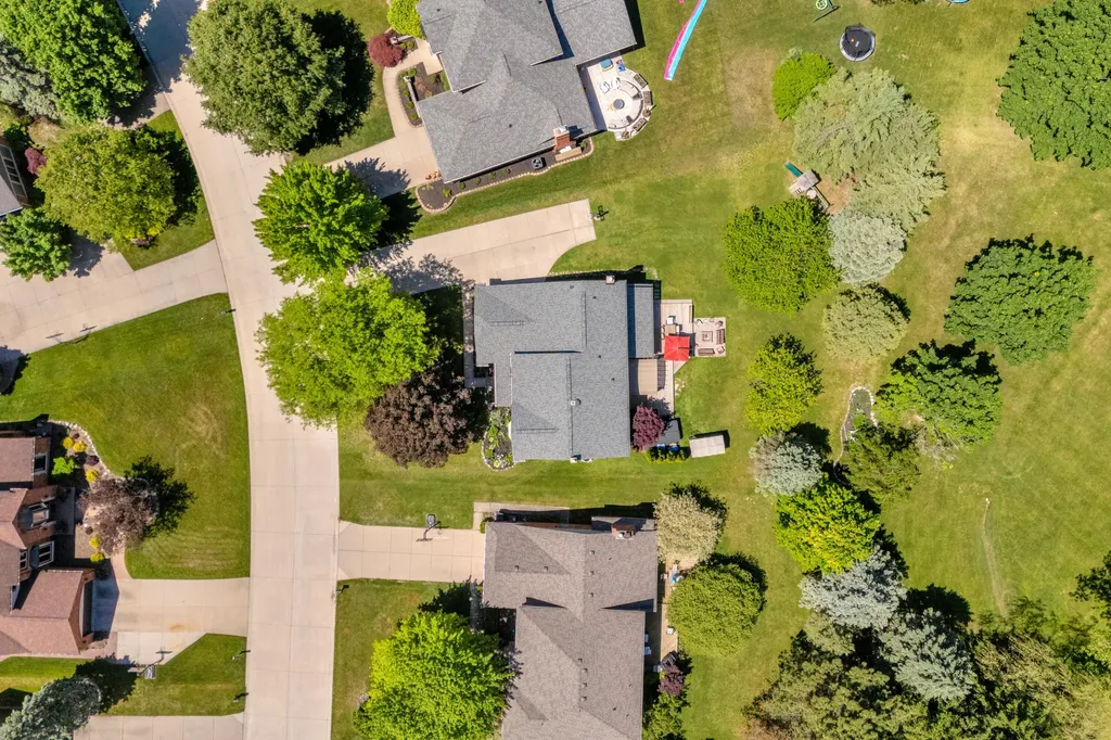 3394 Edmunton Drive Rochester Hills City MI 48306