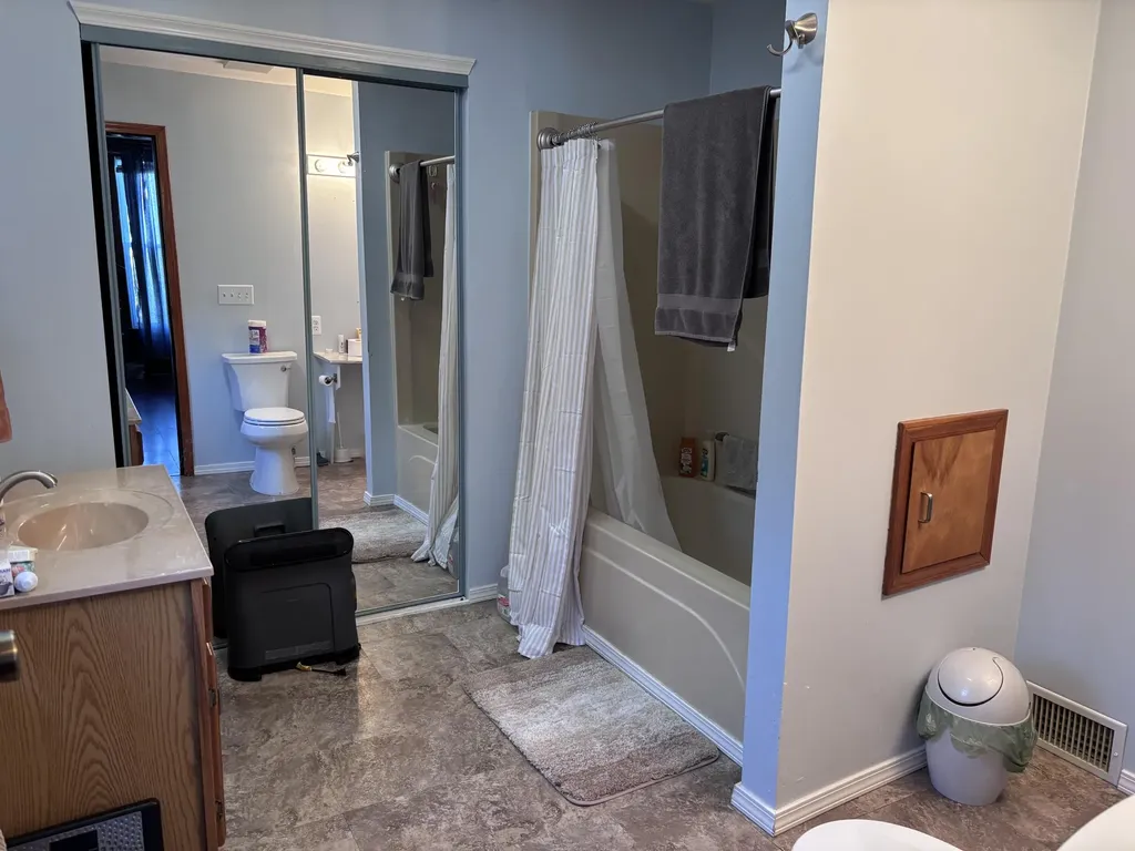 10785 Hitchingham Road Augusta Charter Township MI 48160