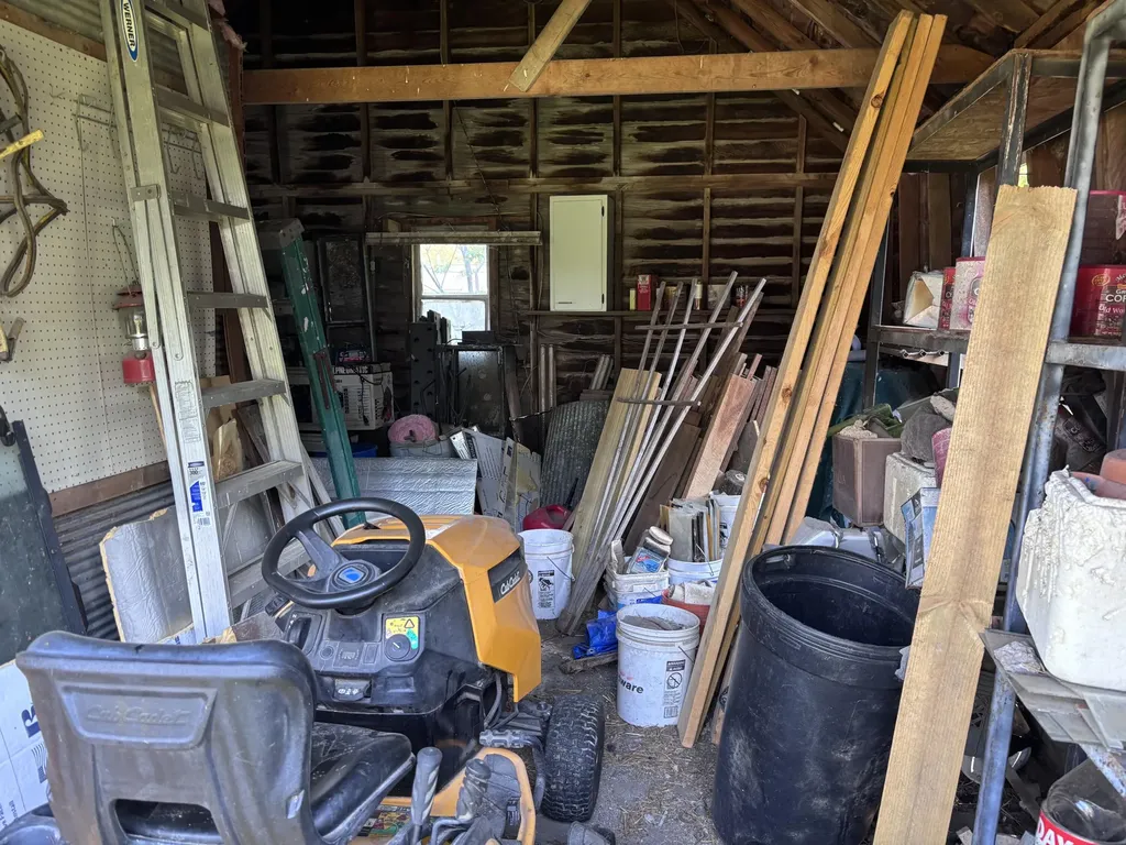 10785 Hitchingham Road Augusta Charter Township MI 48160