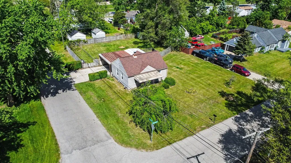 47709 Greenview Road Shelby Charter Township MI 48317