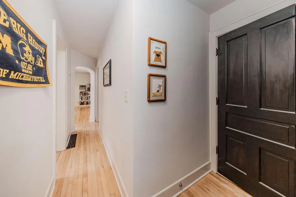 1324 Wells Street Ann Arbor City MI 48104