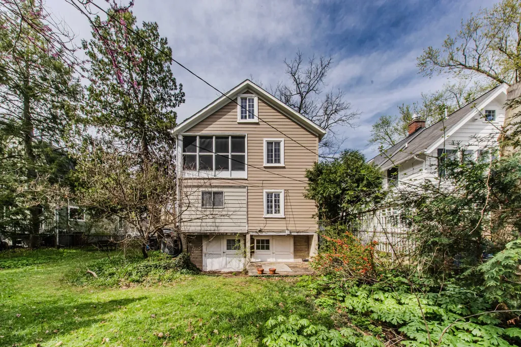 1324 Wells Street Ann Arbor City MI 48104