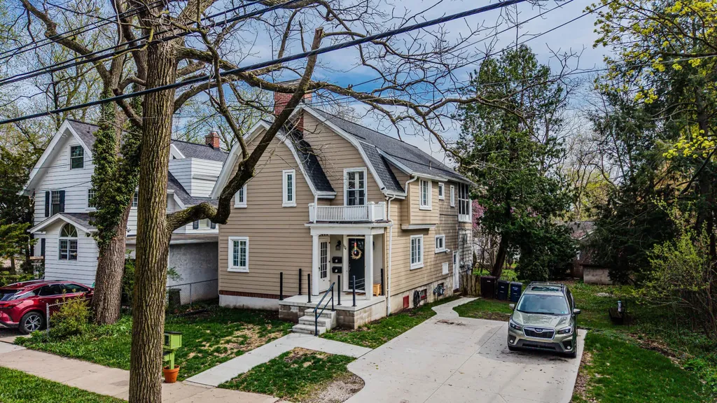 1324 Wells Street Ann Arbor City MI 48104