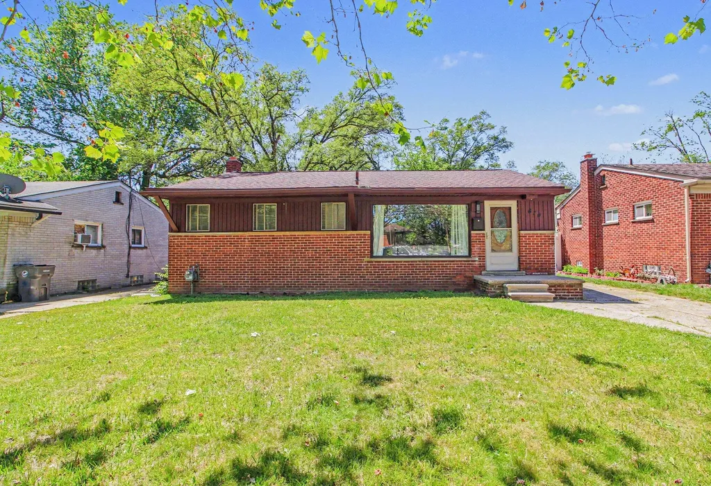 610 Western Street Inkster City MI 48141