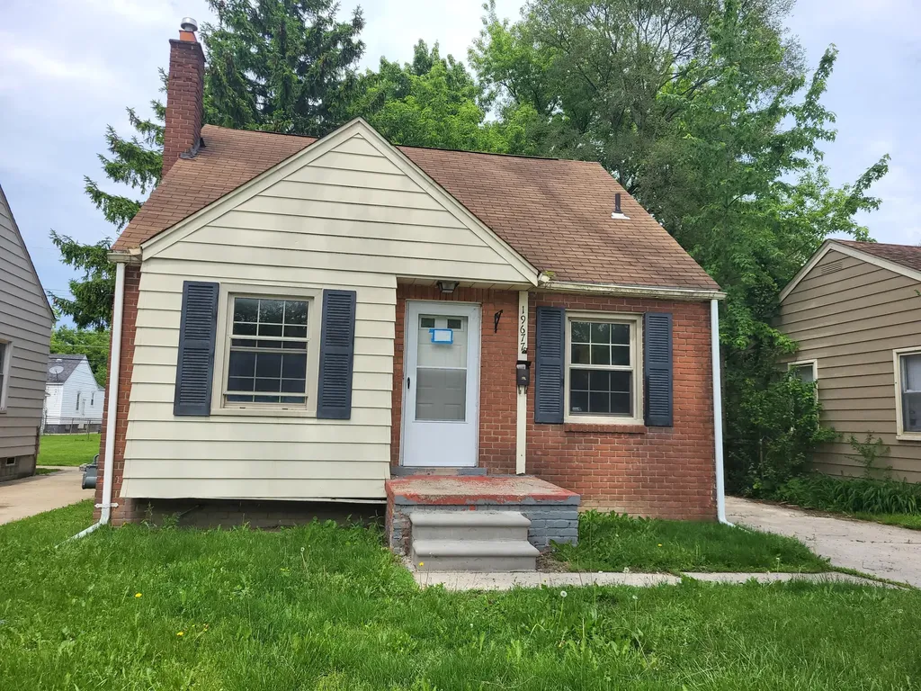 19677 Kingsville Street Harper Woods City MI 48225