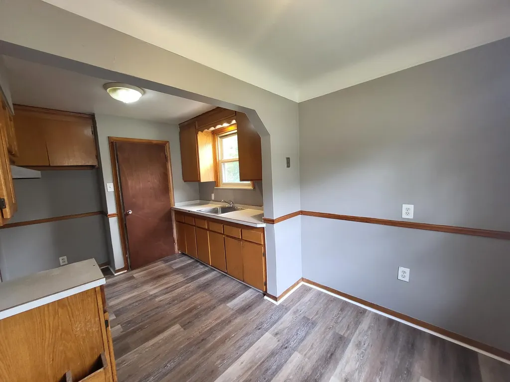 19677 Kingsville Street Harper Woods City MI 48225