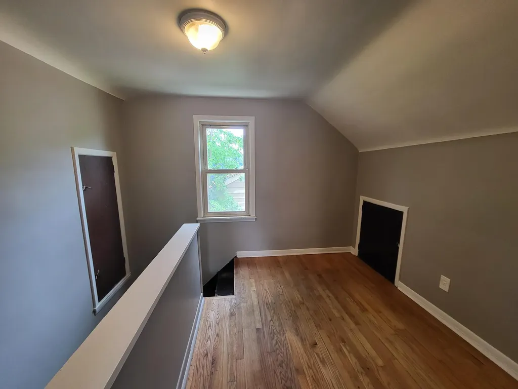 19677 Kingsville Street Harper Woods City MI 48225