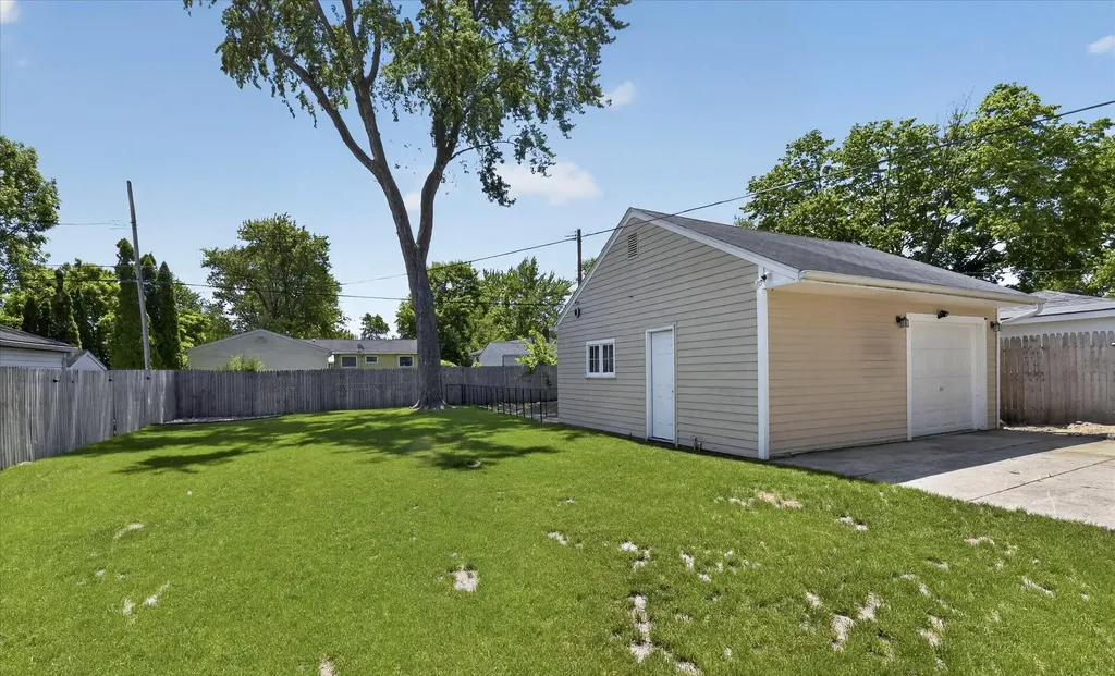 1294 Hawthorne Avenue Ypsilanti Charter Township MI 48198