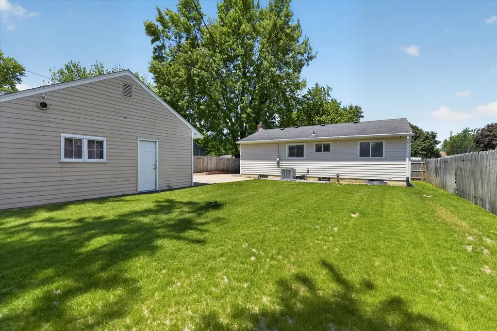 1294 Hawthorne Avenue Ypsilanti Charter Township MI 48198