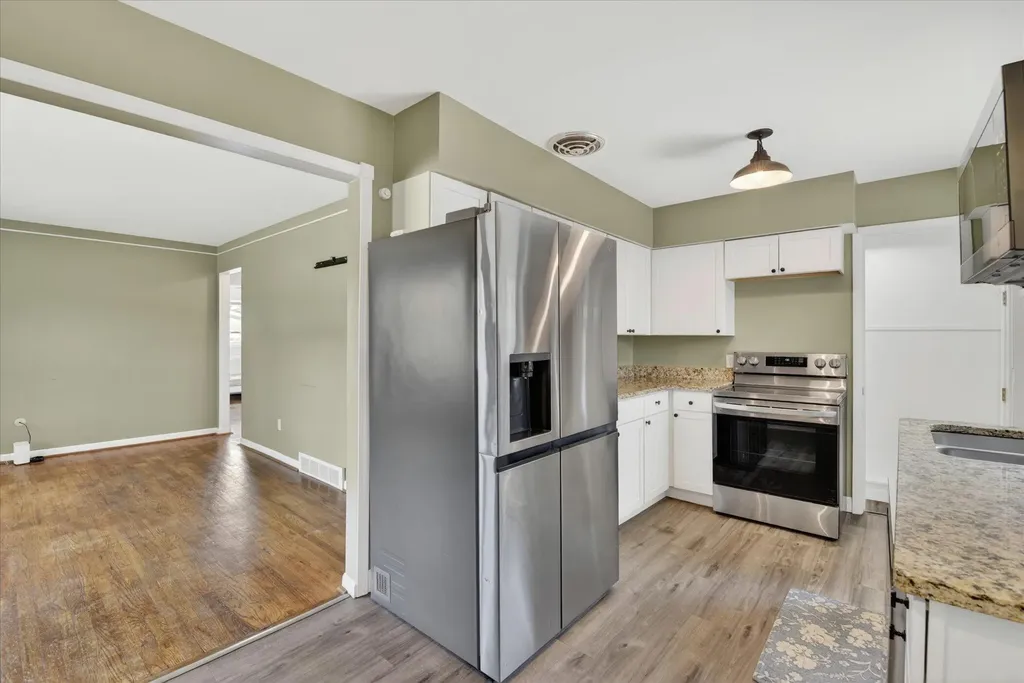 1294 Hawthorne Avenue Ypsilanti Charter Township MI 48198