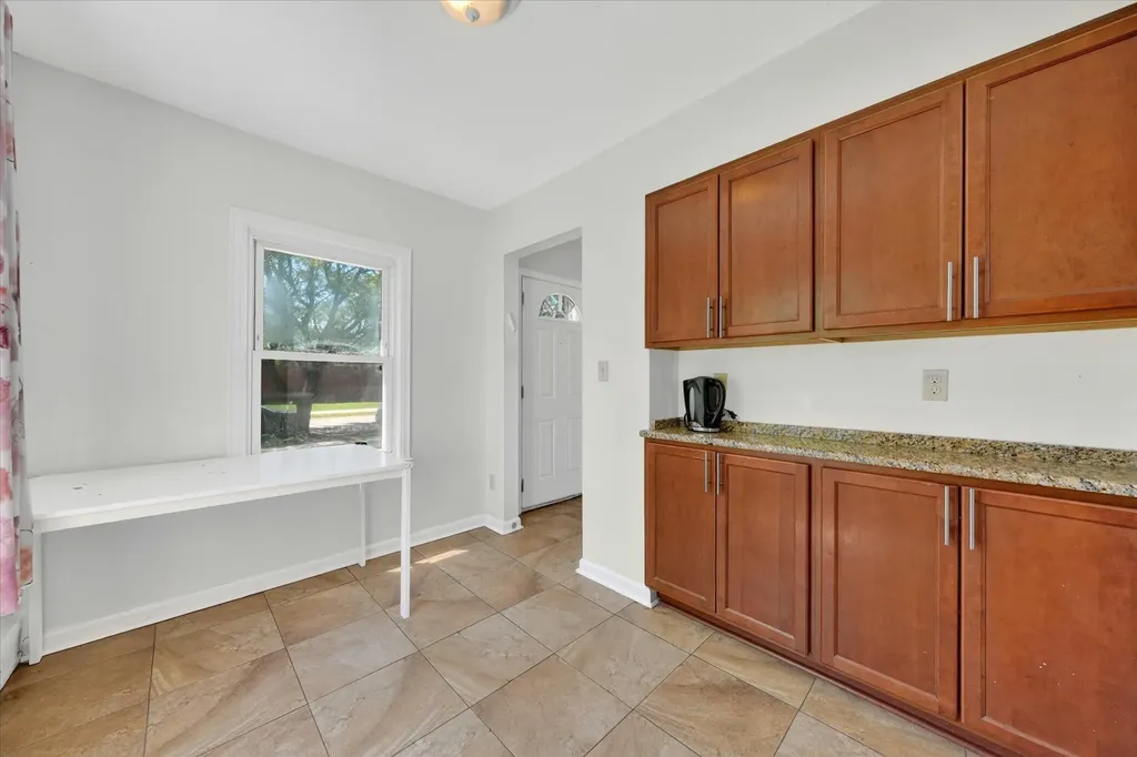 14000 Wales Street Oak Park City MI 48237