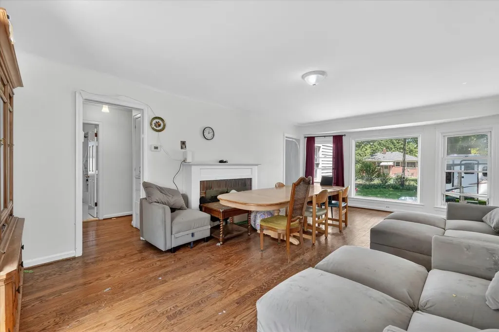 14000 Wales Street Oak Park City MI 48237