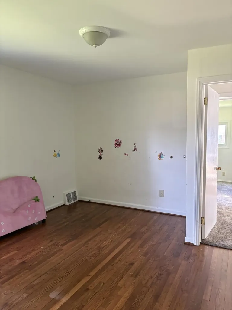 14000 Wales Street Oak Park City MI 48237