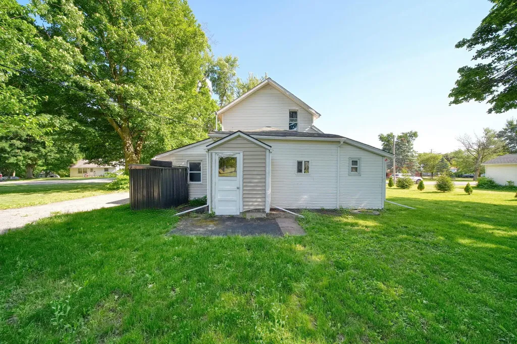 118 E Chestnut Street Morenci City MI 49256